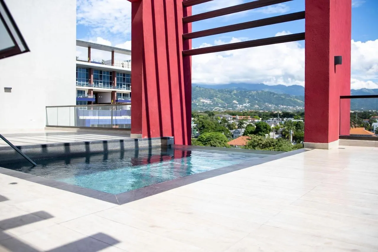 Eshae Living- 1 Bedroom Modern City Condo Kingston Jamaïque
